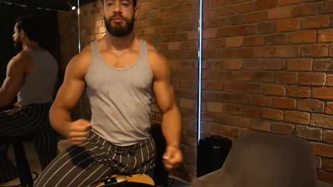 James Axel online show from 10-11-25, 01:53