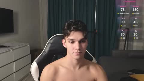 Snapshot of james_friends chatting on 10-03-25, 08:50 James online show from 10-03-25, 08:50