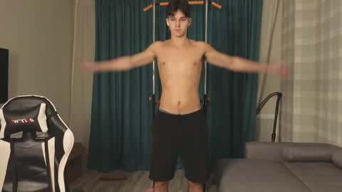 Snapshot of james_friends chatting on 10-06-25, 09:56 James online show from 10-06-25, 09:56