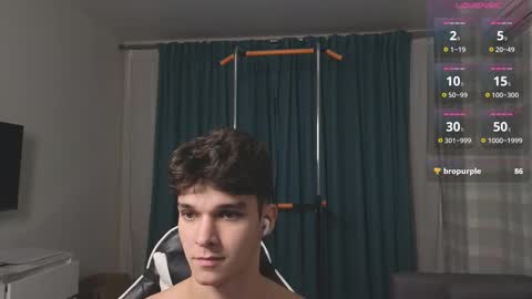 Snapshot of james_friends chatting on 10-16-25, 10:00 James online show from 10-16-25, 10:00