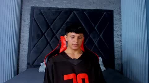 jamesgolden_ online show from 03-02-25, 11:29