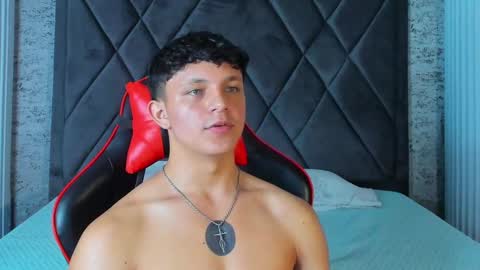 jamesgolden_ online show from 03-05-25, 01:17