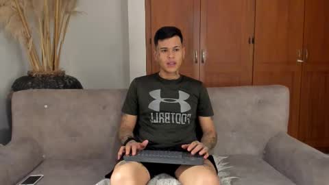 Snapshot of jamesinked_ chatting on 12-03-25, 03:14 Jamesinked online show from 12-03-25, 03:14