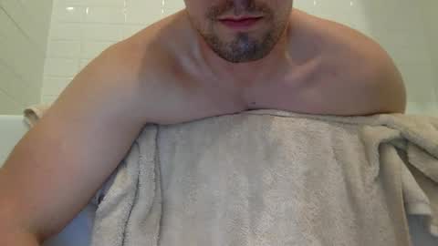 Snapshot of jamesnewtron chatting on 02-13-25, 03:18 jamesnewtron online show from 02-13-25, 03:18