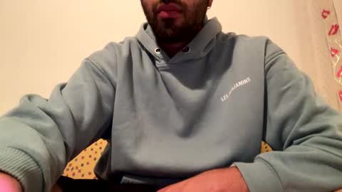 Snapshot of jamessandt chatting on 10-17-25, 08:44 jamessandt online show from 10-17-25, 08:44