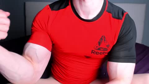 Snapshot of jamesstong chatting on 01-10-25, 02:23 James Strong online show from 01-10-25, 02:23