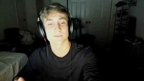 Jamesterl online show from 12-27-24, 07:29