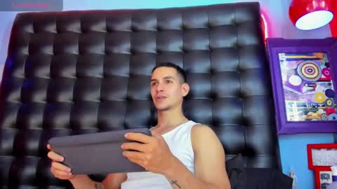--- James --- online show from 07-28-26, 04:41