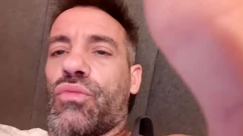 Snapshot of jamie198307 chatting on 09-25-25, 10:13 jamie198307 online show from 09-25-25, 10:13