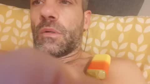 Snapshot of jamie198307 chatting on 10-13-25, 05:24 jamie198307 online show from 10-13-25, 05:24