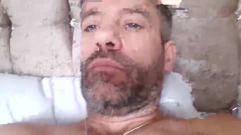 Snapshot of jamie198307 chatting on 10-15-25, 09:09 jamie198307 online show from 10-15-25, 09:09