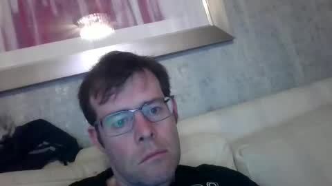 Snapshot of jamie516 chatting on 04-01-26, 09:23 jamie516 online show from 04-01-26, 09:23
