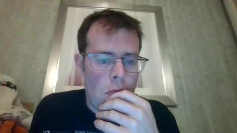 Snapshot of jamie516 chatting on 04-10-26, 10:03 jamie516 online show from 04-10-26, 10:03