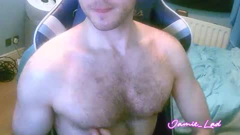 Snapshot of jamie_lad chatting on 12-15-24, 12:17 Jamie online show from 12-15-24, 12:17