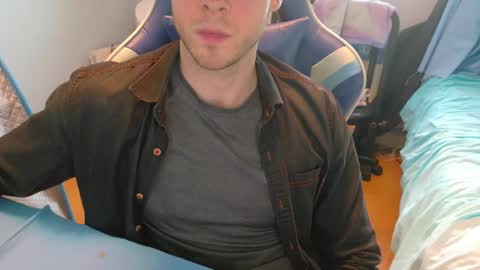 Snapshot of jamie_lad chatting on 02-21-25, 11:01 Jamie online show from 02-21-25, 11:01