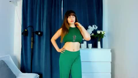 Kiara online show from 10-07-25, 07:16