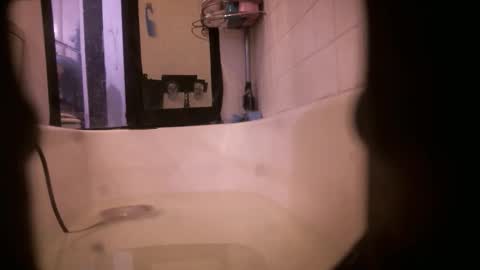 Bootyshows online show from 10-19-25, 02:29