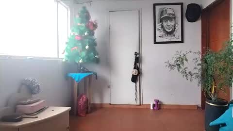 janariivera1 online show from 12-17-25, 06:25