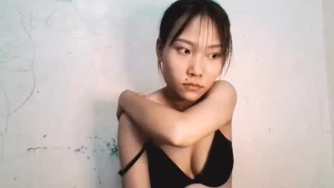 Snapshot of jane_baby999 chatting on 11-25-25, 01:44 jane_baby999 online show from 11-25-25, 01:44