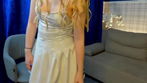 Snapshot of jane_halll chatting on 04-25-26, 01:08 Jane online show from 04-25-26, 01:08