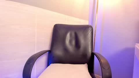 JANE  online show from 02-14-25, 07:07