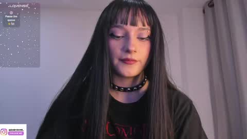 Snapshot of janee_lane chatting on 04-18-26, 01:42 Jane online show from 04-18-26, 01:42