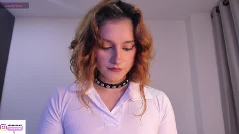 Snapshot of janee_lane chatting on 04-22-26, 12:57 Jane online show from 04-22-26, 12:57