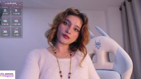 Snapshot of janee_lane chatting on 04-30-26, 02:29 Jane online show from 04-30-26, 02:29