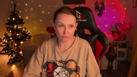 Snapshot of janegrey11 chatting on 12-16-24, 05:00 Jane online show from 12-16-24, 05:00