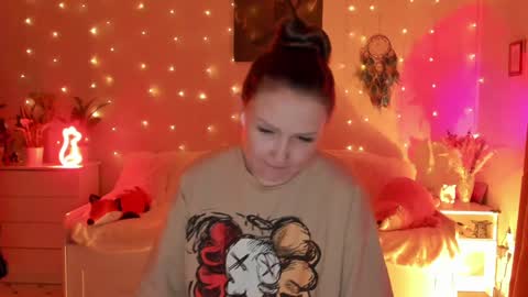 Snapshot of janegrey11 chatting on 01-31-25, 01:34 Jane online show from 01-31-25, 01:34