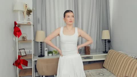 Samantha online show from 04-06-26, 06:36