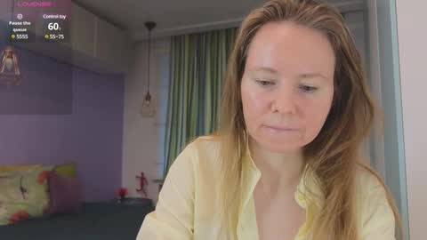 Snapshot of janepearl chatting on 12-11-24, 08:04 janepearl online show from 12-11-24, 08:04