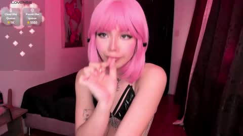 Snapshot of janeruss_ chatting on 03-12-25, 10:39 Jane online show from 03-12-25, 10:39