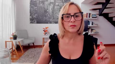 Snapshot of janeturner chatting on 10-09-25, 01:53 JANE TURNER MILF online show from 10-09-25, 01:53