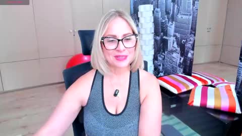 JANE TURNER MILF online show from 05-11-26, 01:06