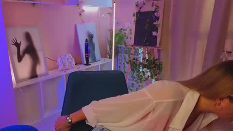 Snapshot of janewirtz chatting on 10-23-25, 06:23 Hi Im Alice and here youll find something online show from 10-23-25, 06:23