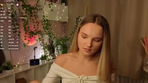 Snapshot of janewirtz chatting on 11-14-25, 06:12 Hi Im Alice and here youll find something online show from 11-14-25, 06:12