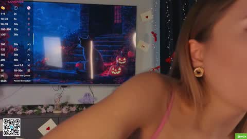 Hi Im Alice and here youll find something online show from 03-05-26, 06:09