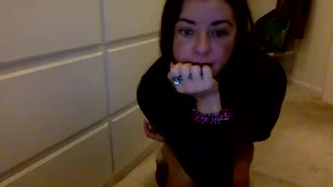 Snapshot of janicepepper chatting on 12-24-24, 03:05 janicepepper online show from 12-24-24, 03:05