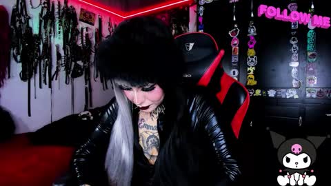      online show from 10-03-25, 10:40