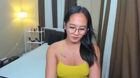 Snapshot of jannahsofuck chatting on 05-17-26, 05:09 ur jannah so fuck online show from 05-17-26, 05:09