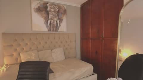 janomar01 online show from 05-11-26, 07:00