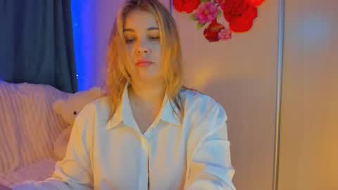 Snapshot of jansylines chatting on 12-17-24, 08:21 JansyLines online show from 12-17-24, 08:21