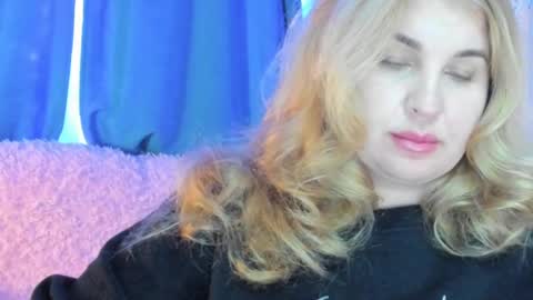 Snapshot of jansylines chatting on 02-05-25, 04:14 JansyLines online show from 02-05-25, 04:14