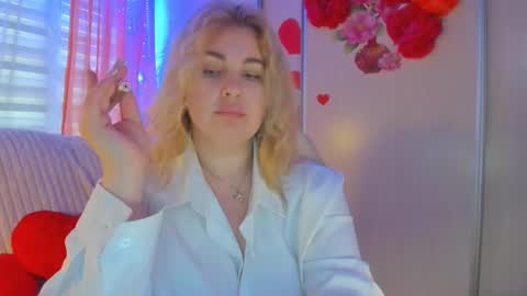 Snapshot of jansylines chatting on 03-11-25, 01:01 JansyLines online show from 03-11-25, 01:01
