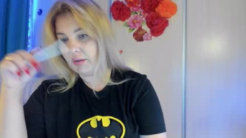 Snapshot of jansylines chatting on 09-18-25, 06:10 JansyLines online show from 09-18-25, 06:10