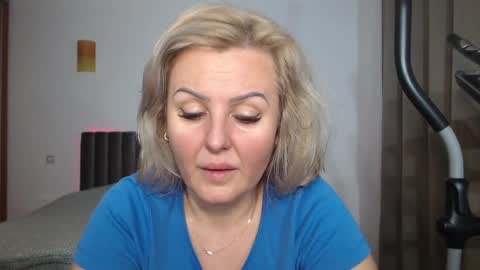 Snapshot of jaqueline88 chatting on 12-17-24, 06:02 jaqueline88 online show from 12-17-24, 06:02