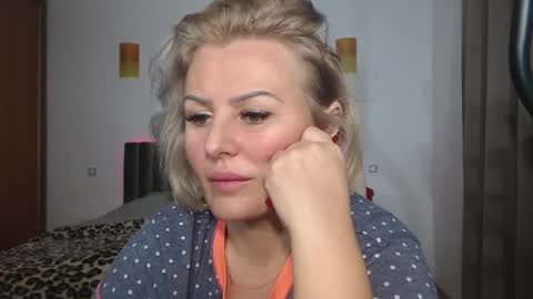 Snapshot of jaqueline88 chatting on 01-03-25, 01:38 jaqueline88 online show from 01-03-25, 01:38