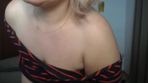 Snapshot of jaqueline88 chatting on 01-28-25, 05:43 jaqueline88 online show from 01-28-25, 05:43