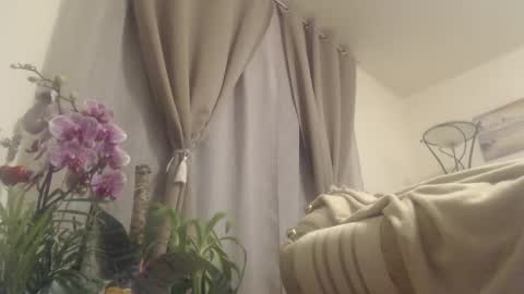 Snapshot of jaqueline88 chatting on 02-17-25, 06:15 jaqueline88 online show from 02-17-25, 06:15